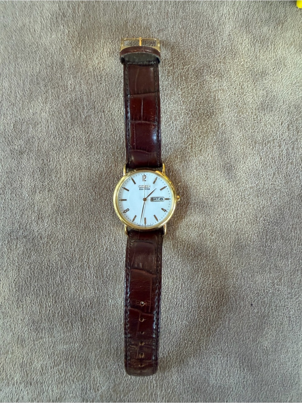 Citizen Eco-Drive Men’s Gold tone Day Date Watch White Dial 6-S07588 Japan